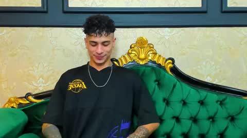 Chris online show from 12, 10, 2025