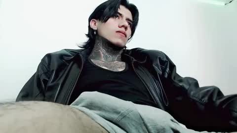 Snapshot of chriss_opp chatting on 2, 3, 2025 CHRIS  INDEPENT MODEL online show from 2, 3, 2025