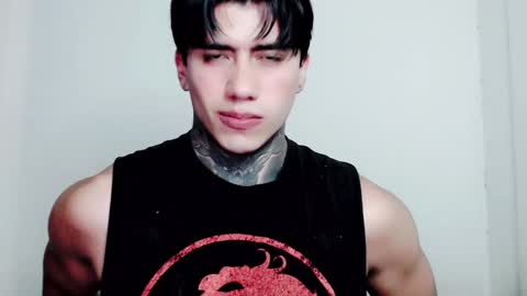 Snapshot of chriss_opp chatting on 14, 9, 2025 CHRIS  INDEPENT MODEL online show from 14, 9, 2025