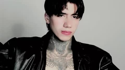 CHRIS  INDEPENT MODEL online show from 1, 11, 2025