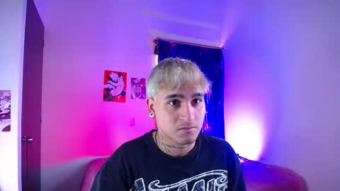 Snapshot of chriss_wg_ chatting on 1, 3, 2026 Christian Wang online show from 1, 3, 2026