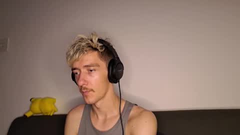 Christopher online show from 28, 11, 2025