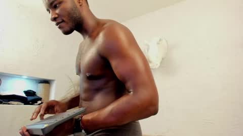 Snapshot of christianlewis_ chatting on 27, 2, 2025 Christian Lewis online show from 27, 2, 2025