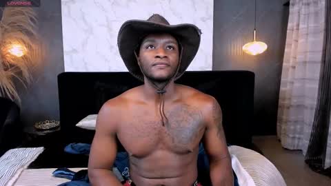 Snapshot of christianlewis_ chatting on 4, 3, 2025 Christian Lewis online show from 4, 3, 2025