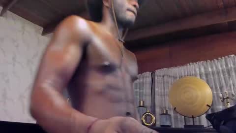 Snapshot of christianlewis_ chatting on 8, 3, 2025 Christian Lewis online show from 8, 3, 2025