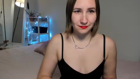 christina rosse online show from 12, 3, 2025
