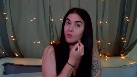 Christina online show from 15, 11, 2025