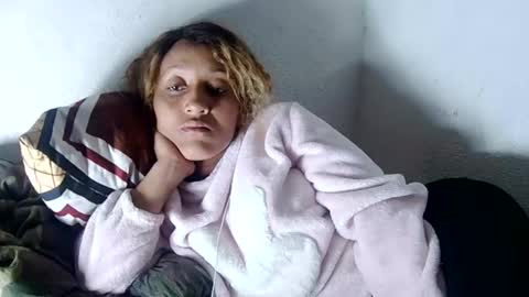 Snapshot of christine213 chatting on 5, 2, 2025 christine213 online show from 5, 2, 2025