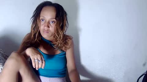 Snapshot of christine213 chatting on 8, 2, 2025 christine213 online show from 8, 2, 2025