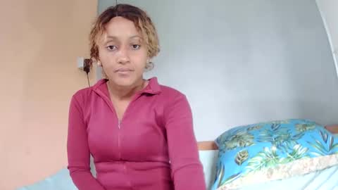 Snapshot of christine213 chatting on 9, 3, 2025 christine213 online show from 9, 3, 2025