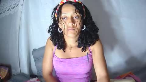 Snapshot of christine213 chatting on 10, 9, 2025 christine213 online show from 10, 9, 2025