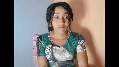 Snapshot of christine213 chatting on 27, 9, 2025 christine213 online show from 27, 9, 2025