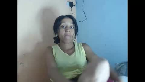 Snapshot of christine213 chatting on 13, 10, 2025 christine213 online show from 13, 10, 2025