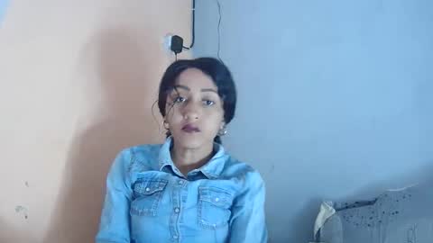 Snapshot of christine213 chatting on 14, 10, 2025 christine213 online show from 14, 10, 2025