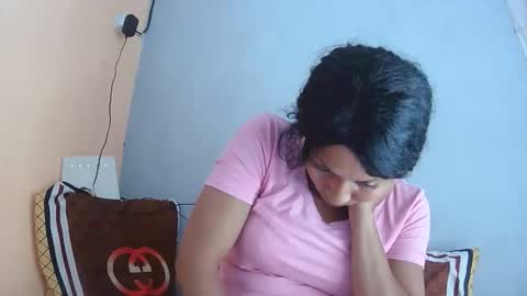 Snapshot of christine213 chatting on 1, 11, 2025 christine213 online show from 1, 11, 2025