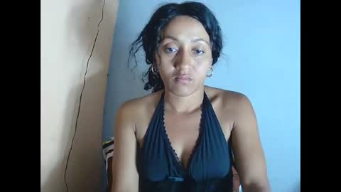 Snapshot of christine213 chatting on 14, 11, 2025 christine213 online show from 14, 11, 2025