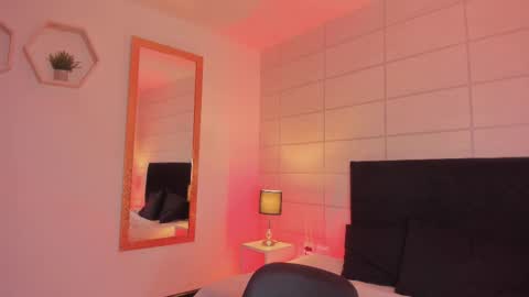 Christine  online show from 14, 1, 2026