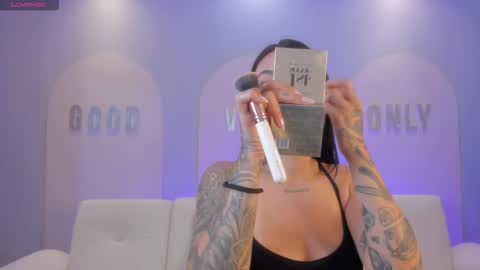 Christine Ford online show from 15, 11, 2025