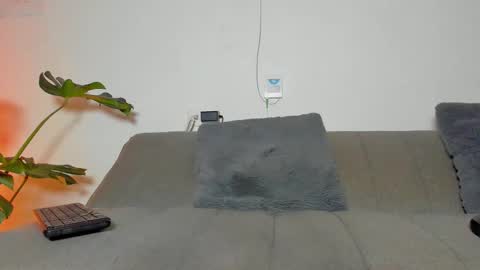 Christopher online show from 19, 2, 2025