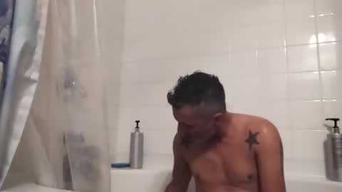 Snapshot of christopher_rain chatting on 25, 11, 2025 Christopher Rain online show from 25, 11, 2025