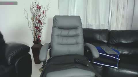 Snapshot of christtydiaz chatting on 30, 10, 2025 Christy Diaz online show from 30, 10, 2025