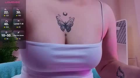 christy_foxy online show from 8, 10, 2025