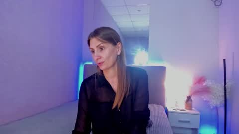 ChristyBrooks online show from 11, 9, 2025