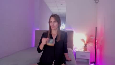 ChristyBrooks online show from 16, 9, 2025