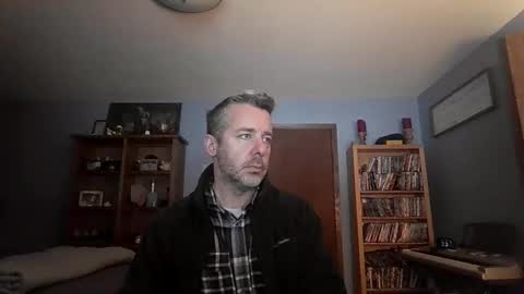 chrisw8121 online show from 22, 2, 2026