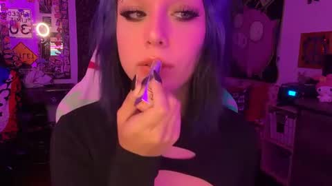 Snapshot of chromeheartzz chatting on 10, 3, 2026 chromeheartzz online show from 10, 3, 2026