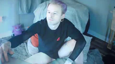 Snapshot of chubschadwell chatting on 14, 11, 2025 ChubsChadwell online show from 14, 11, 2025