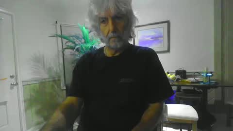 Snapshot of chuck354139 chatting on 26, 12, 2024 chuck354139 online show from 26, 12, 2024