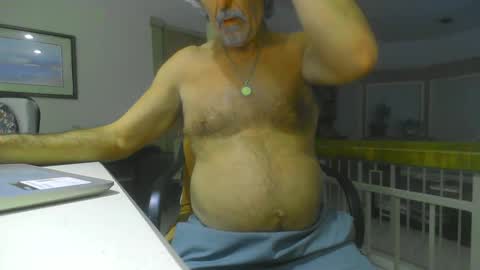 Snapshot of chuck354139 chatting on 11, 3, 2025 chuck354139 online show from 11, 3, 2025