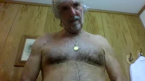 Snapshot of chuck354139 chatting on 21, 9, 2025 chuck354139 online show from 21, 9, 2025