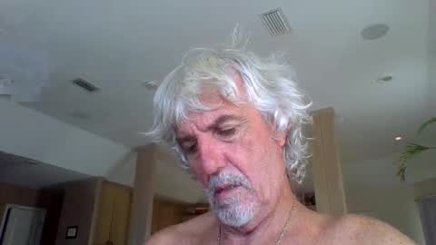 Snapshot of chuck354139 chatting on 30, 9, 2025 chuck354139 online show from 30, 9, 2025