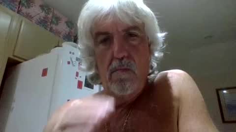 Snapshot of chuck354139 chatting on 16, 10, 2025 chuck354139 online show from 16, 10, 2025