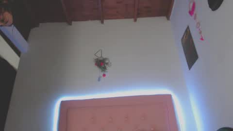 Snapshot of cicimom chatting on 22, 9, 2025 cicimom online show from 22, 9, 2025