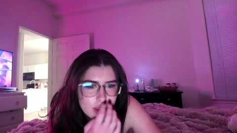 Snapshot of cieraxoxo chatting on 9, 10, 2025 cieraxoxo online show from 9, 10, 2025