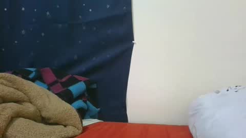 cilia petite online show from 24, 2, 2025