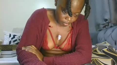 Snapshot of cilia_petite chatting on 17, 3, 2026 cilia petite online show from 17, 3, 2026