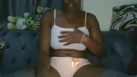 Snapshot of cilia_petite chatting on 20, 3, 2026 cilia petite online show from 20, 3, 2026