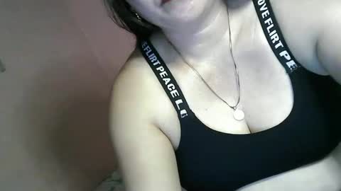 Snapshot of cindy_hot23 chatting on 12, 2, 2025 cindy_hot23 online show from 12, 2, 2025