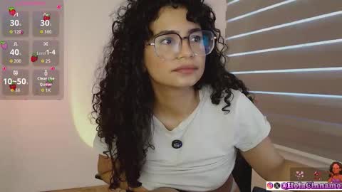 Snapshot of cinnamon_rosa chatting on 8, 3, 2026 Emma online show from 8, 3, 2026