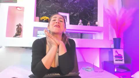 Cinthya  online show from 21, 2, 2026