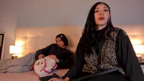 Cintya online show from 14, 1, 2025