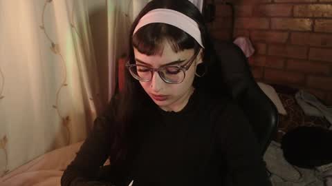 Cintya online show from 7, 4, 2026