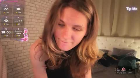 Snapshot of cipherella chatting on 16, 11, 2025 Jennie online show from 16, 11, 2025