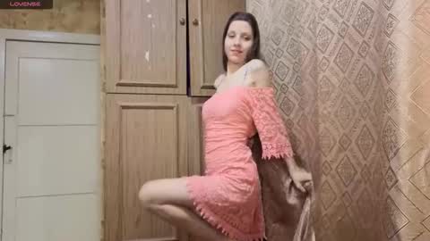 Lisa Salivan online show from 28, 11, 2025