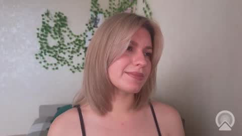 karina online show from 29, 9, 2025