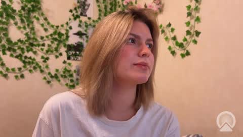 karina online show from 30, 9, 2025